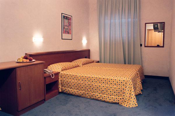 Hotel Italia Carmagnola Room photo
