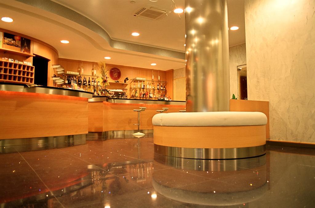 Hotel Italia Carmagnola Exterior photo